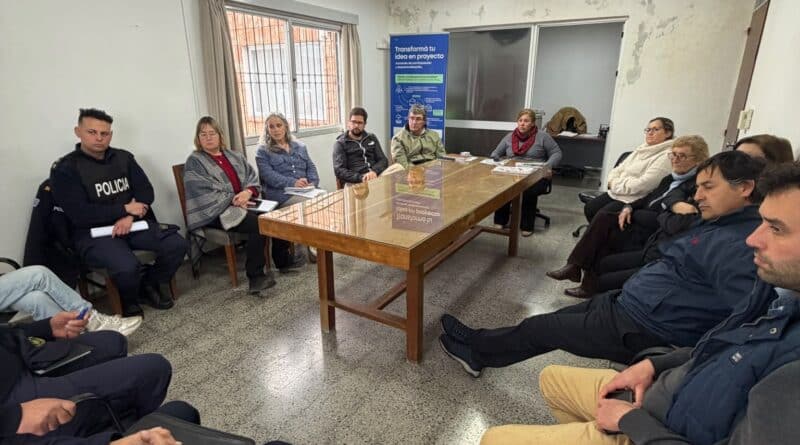 Reunión interinstitucional por la seguridad en Cardona y Florencio Sánchez
