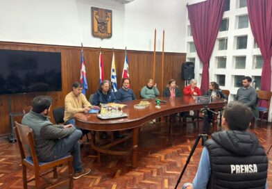 Autoridades de AFE visitaron estación de Cardona y se reunieron con el Municipio
