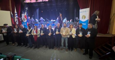 Escuela Técnica de Cardona celebró su centenario con emotivo acto protocolar