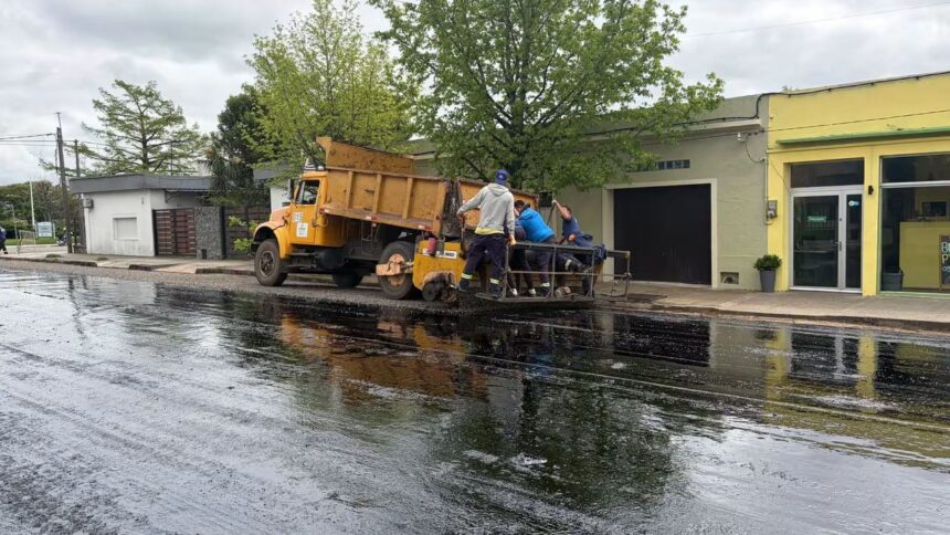 Prosiguen obras de repavimentación en calles de Cardona
