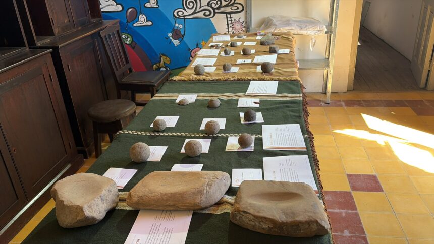 La Muestra Arqueológica de AFE extiende su apertura e incorpora el acta de defunción de Tacuabé