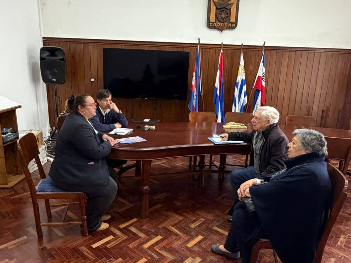 Tarjeta Dorada beneficia a personas mayores de 60 años